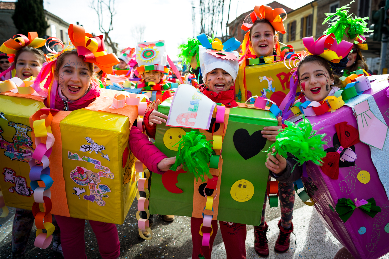 Maschere di Carnevale da cattivi per bambini? Sì o no? - Italia a Tavola