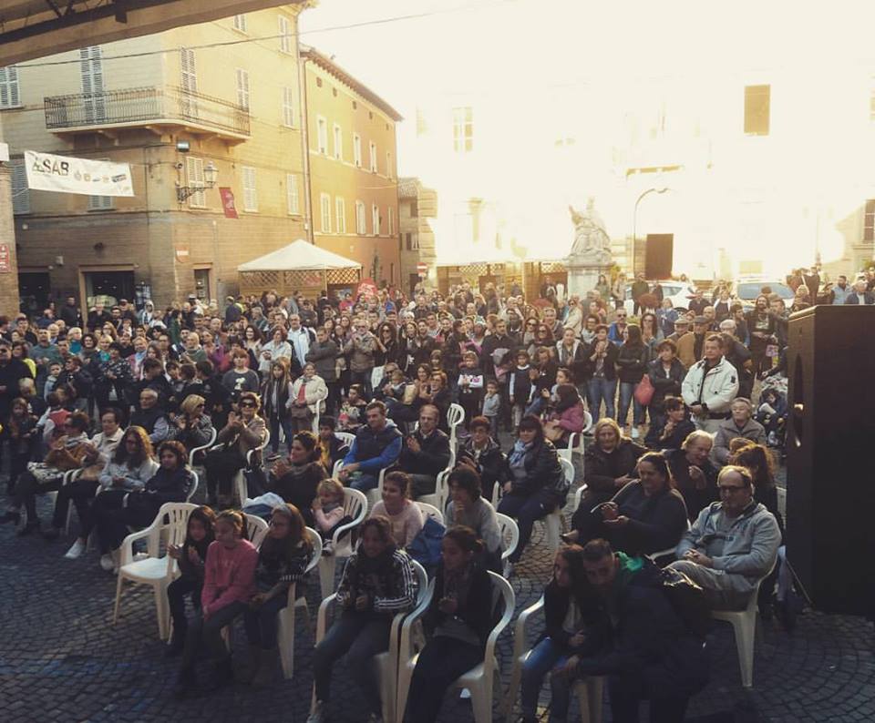 palco-eventi PIazza Umberto I